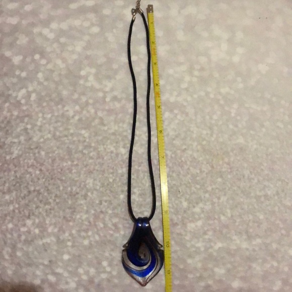 Handcrafted Glass Pendent - Picture 7 of 7